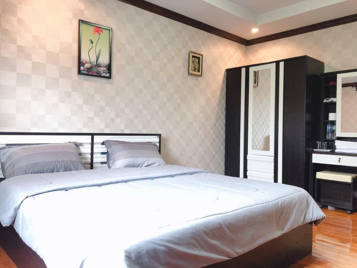 24 Hostel Donmuang Бангкок Экстерьер фото
